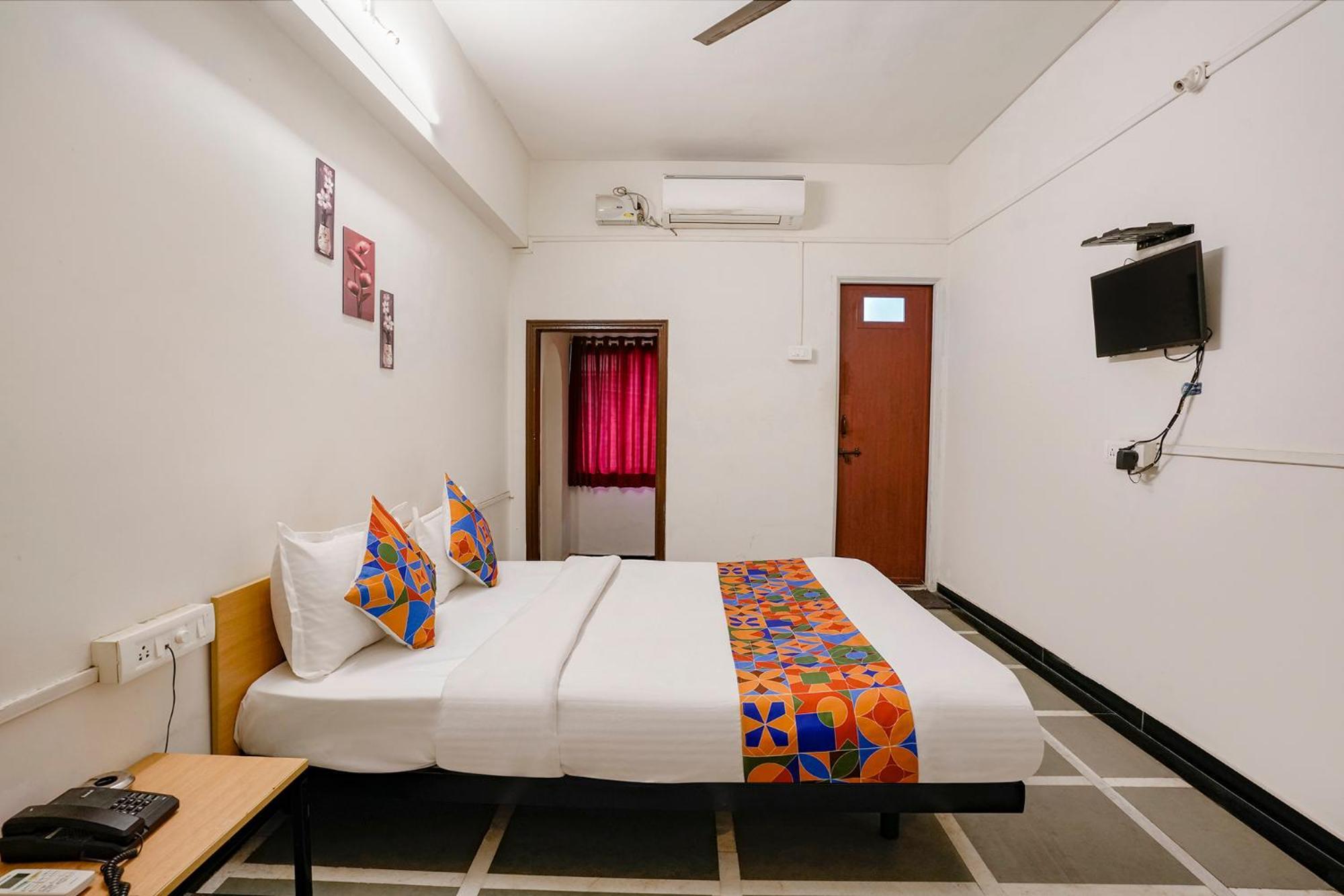 Fabhotel Saubhagya Inn Nashik Exterior foto