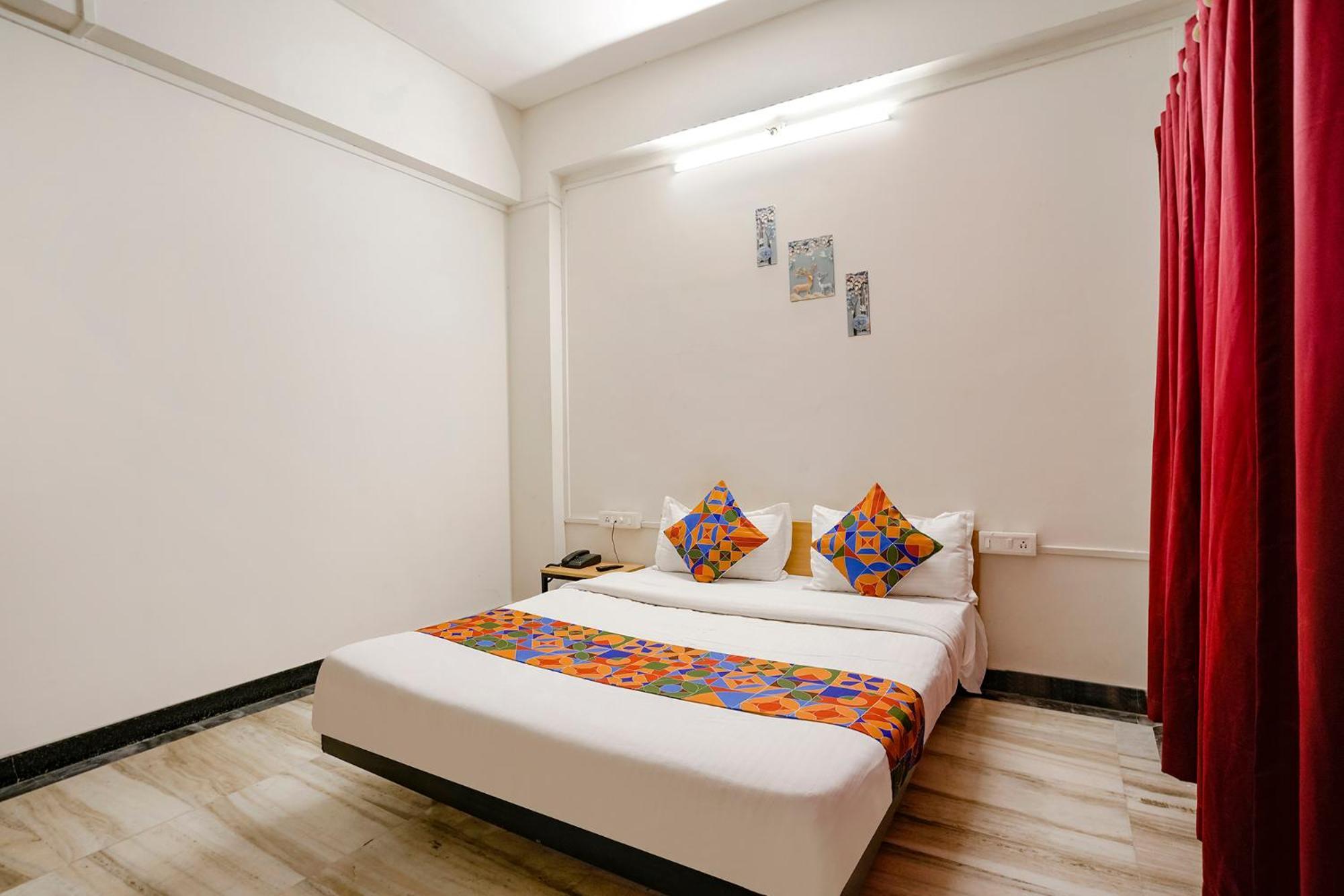 Fabhotel Saubhagya Inn Nashik Exterior foto
