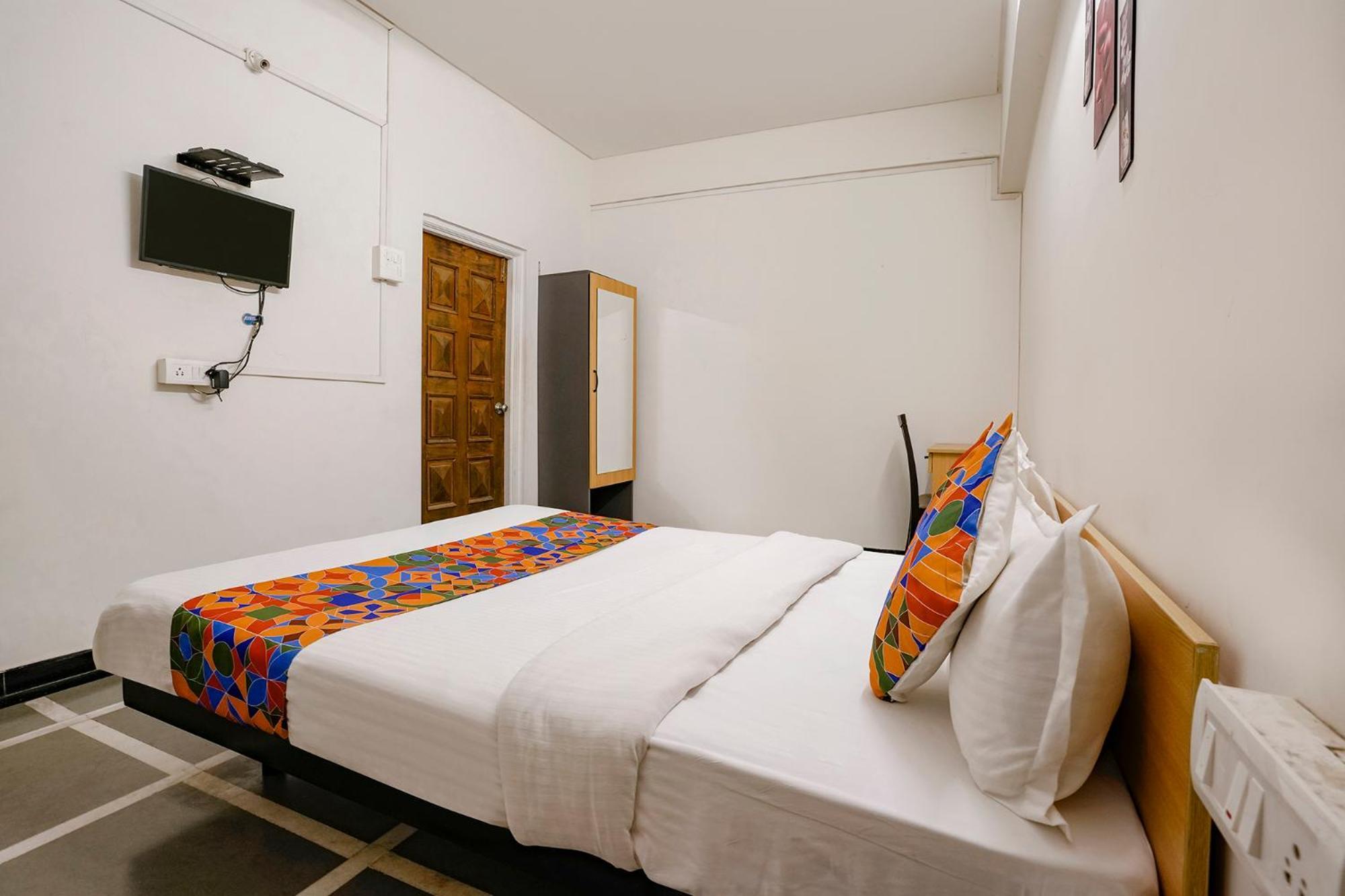 Fabhotel Saubhagya Inn Nashik Exterior foto